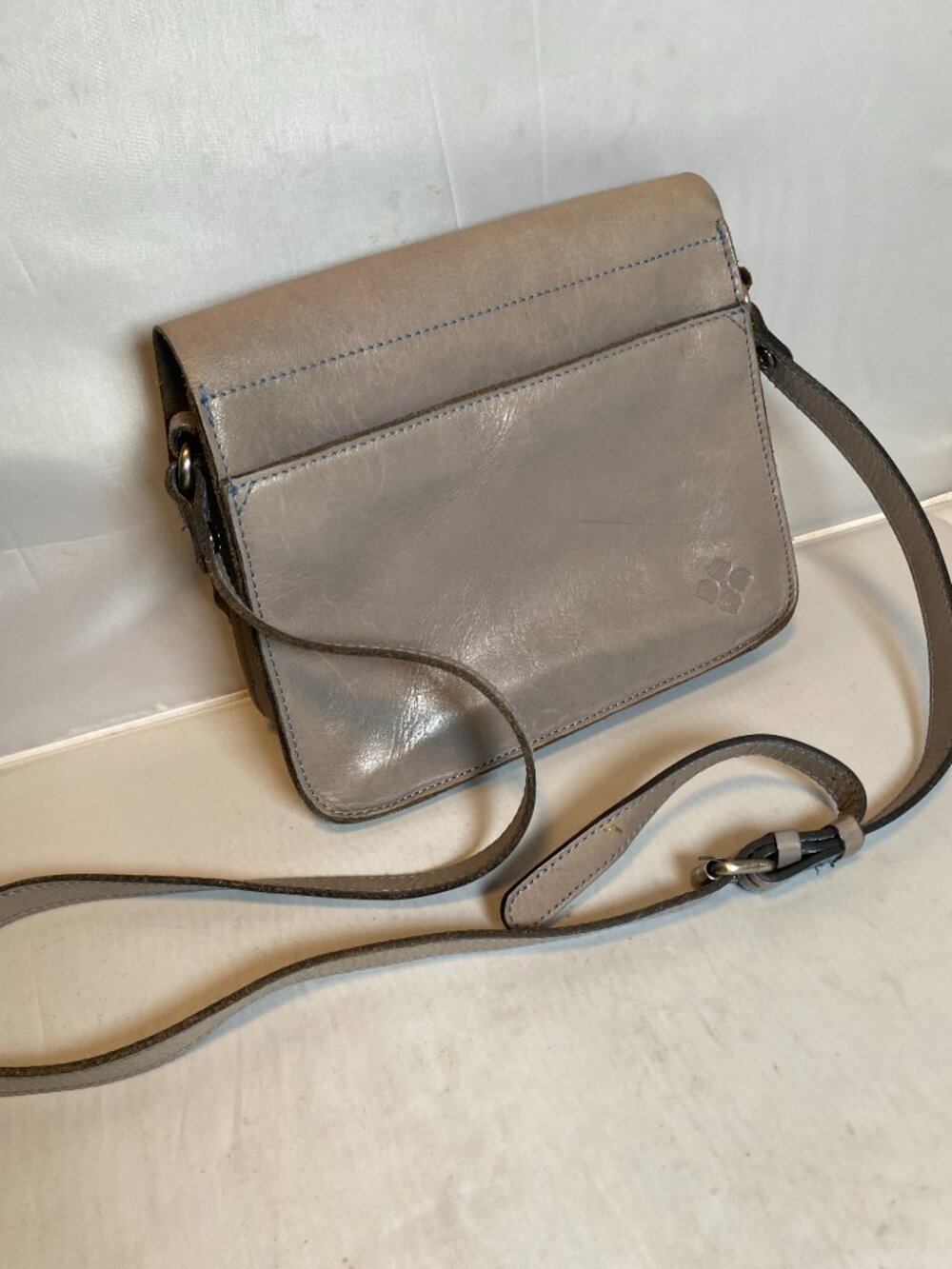 Patricia Nash Cecina Flap Crossbody in Safflower Gray - Picture 3 of 9